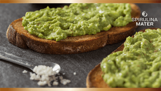 Rica receta para iniciar el día - RECETA NUTRITIVA - 💚🌞🫒 - Spirulina Mater